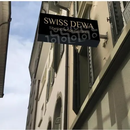 Bed & Breakfast Swiss Dewa 2*