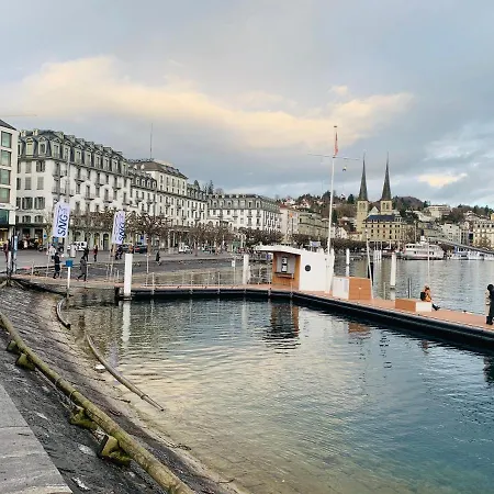 Bed & Breakfast Swiss Dewa Lucerne